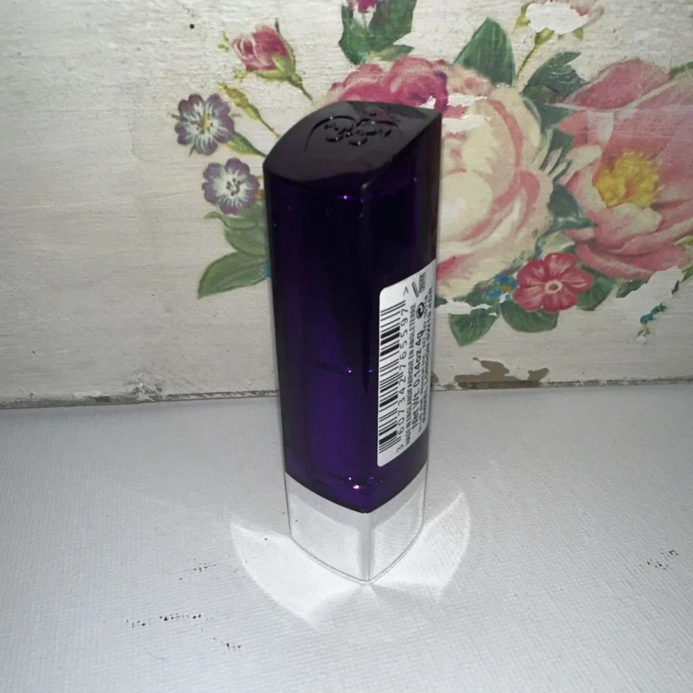RimmelL London Moisture Renew Lipstick 705 LETS GET NAKED nicked